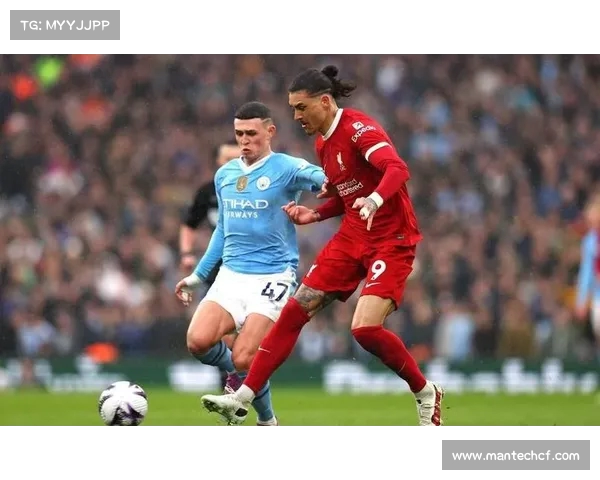 英超本轮焦点战：曼联逆袭阿森纳 曼城轻松取胜 热刺胜利登顶